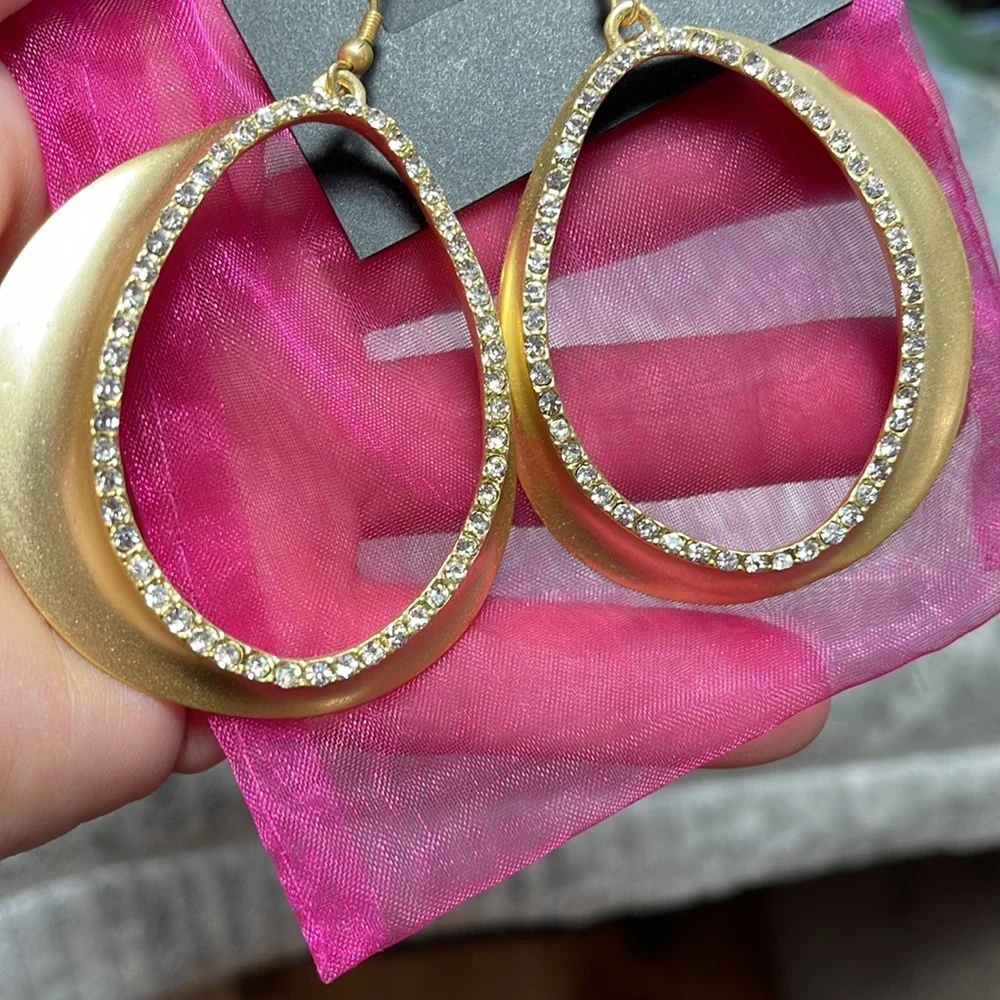 Katrine Sultan Matt Gold and Rhinestone earrings NWT - Picture 4 of 5
